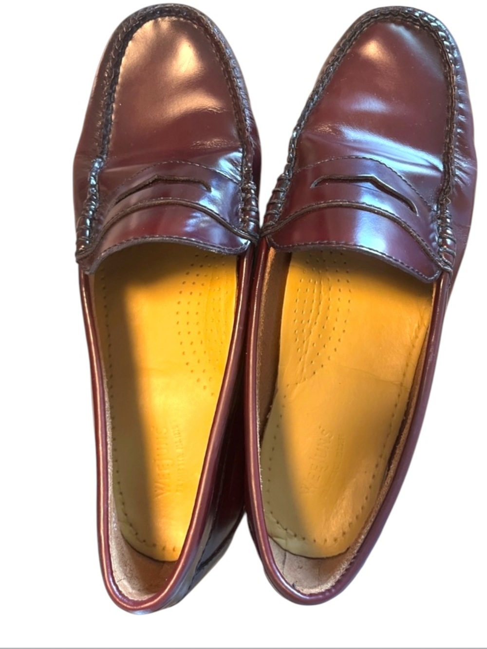 Bass Weejuns Sz 8.5 W Diane Penny Loafers